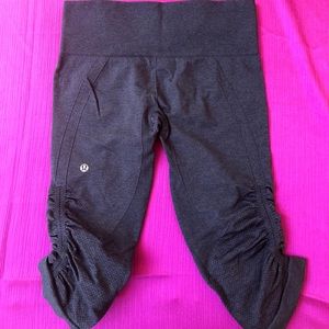 Lululemon Blue in the flow blue crop shorts